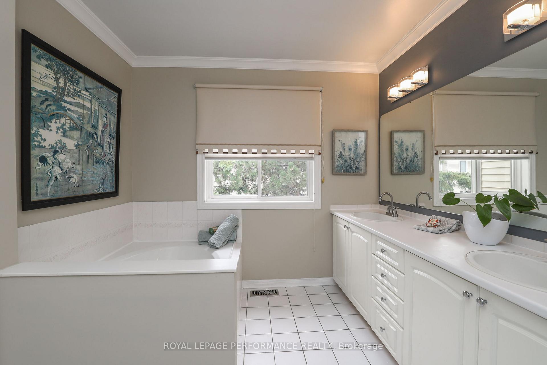 Photo 16 of 104 Stonebriar Drive, Ottawa, Centrepointe — HOMEH