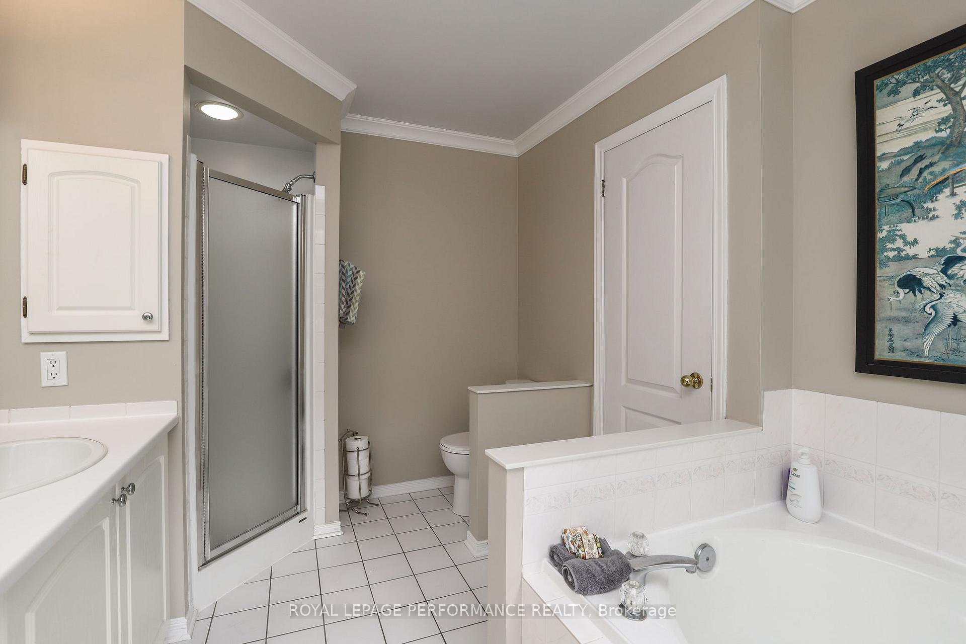 Photo 18 of 104 Stonebriar Drive, Ottawa, Centrepointe — HOMEH
