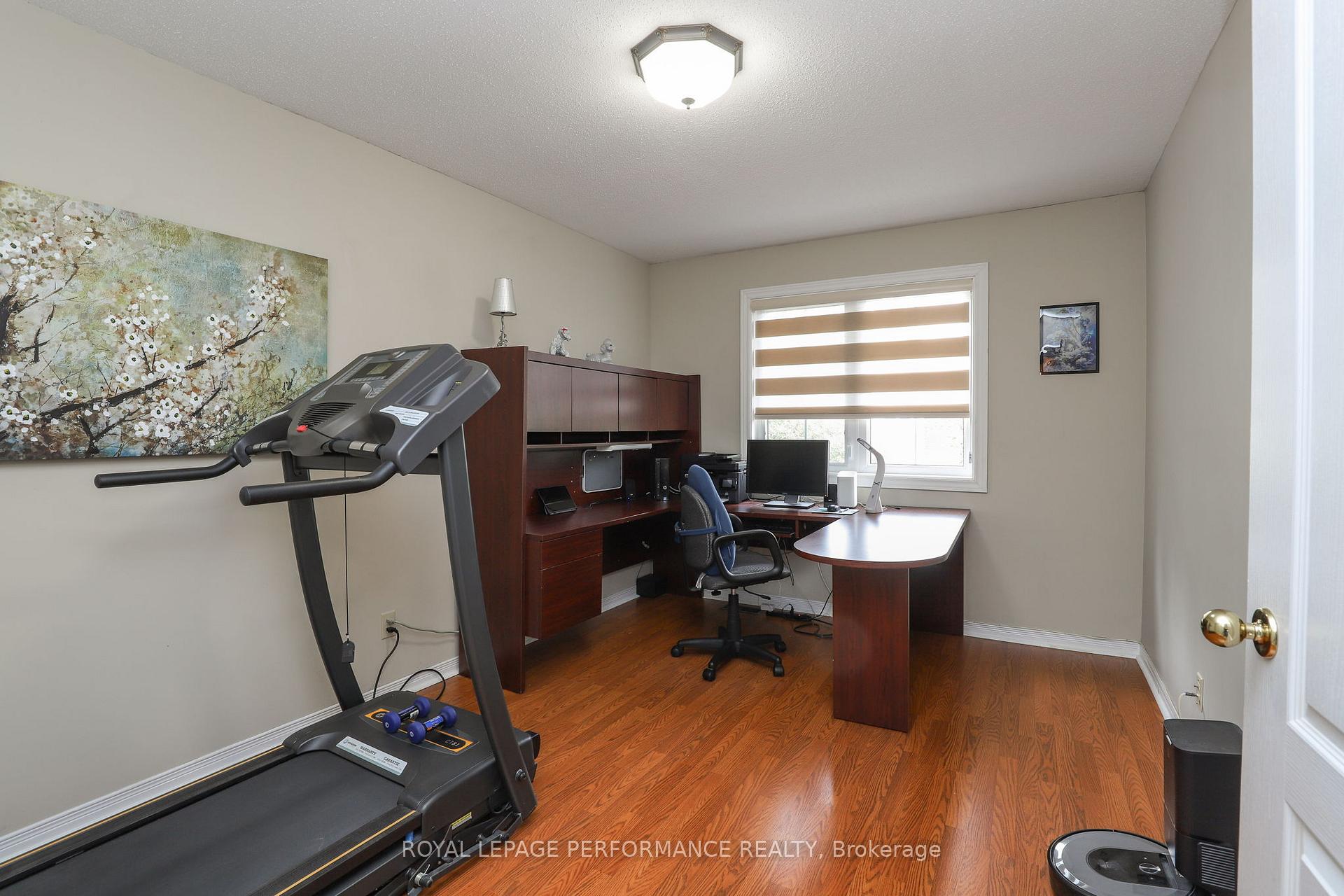 Photo 21 of 104 Stonebriar Drive, Ottawa, Centrepointe — HOMEH
