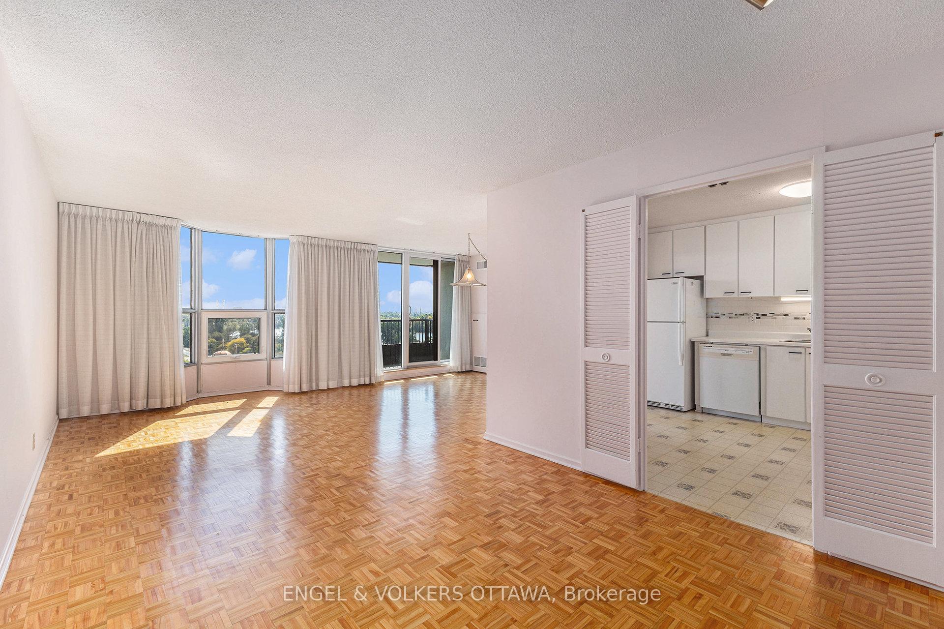 Photo 9 of Unit 1110, 2951 Riverside Drive, Ottawa, Mooneys Bay/Riverside Park — HOMEH