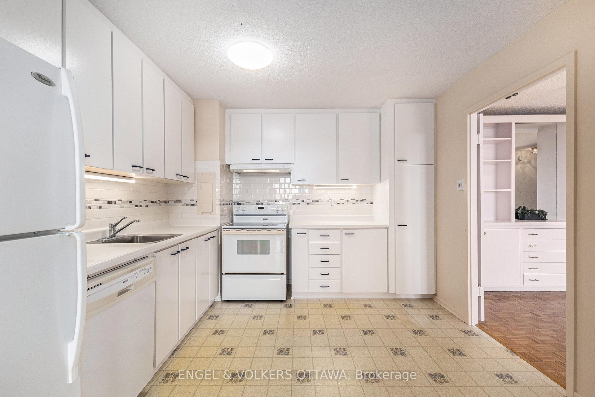 Photo 17 of Unit 1110, 2951 Riverside Drive, Ottawa, Mooneys Bay/Riverside Park — HOMEH