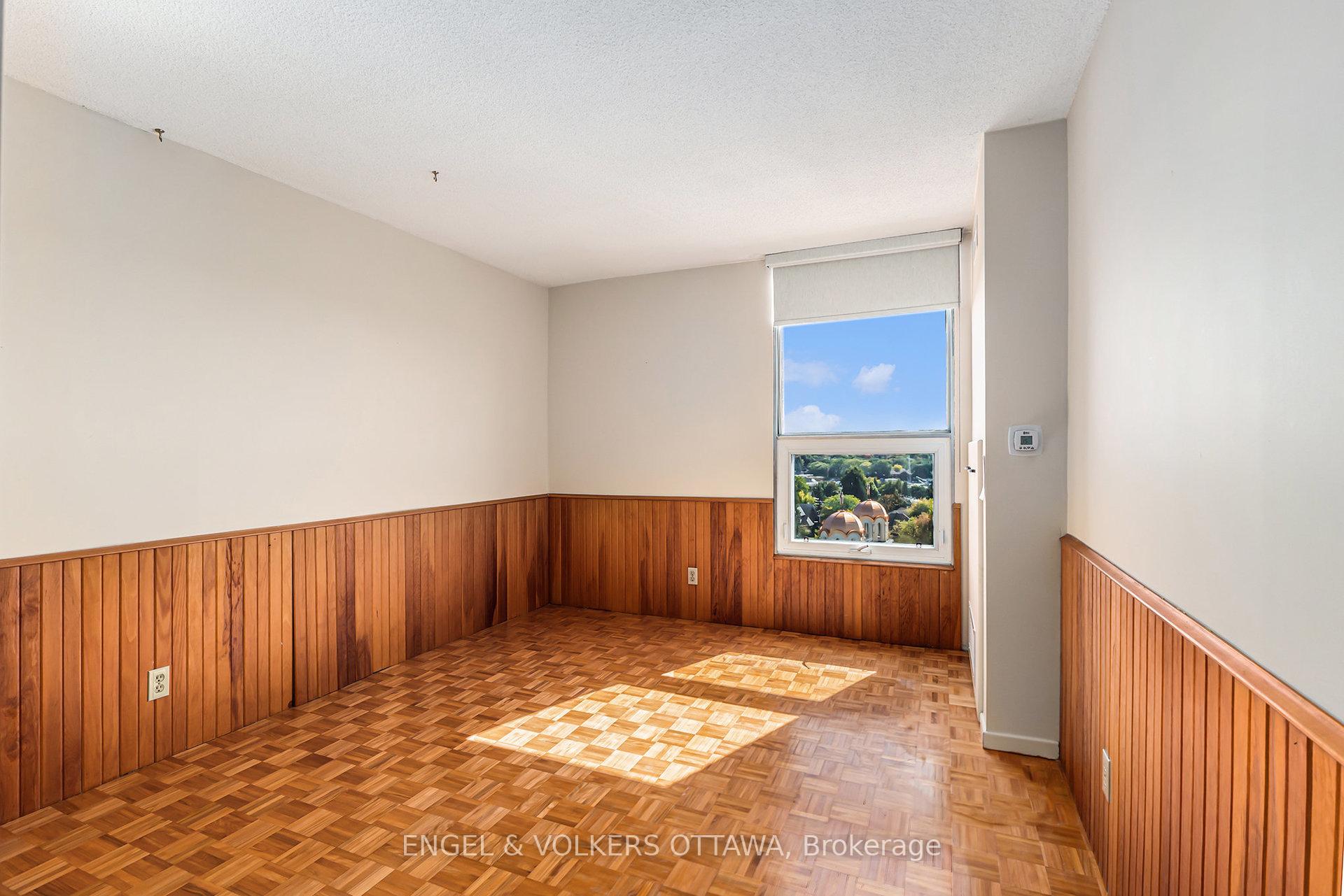 Photo 25 of Unit 1110, 2951 Riverside Drive, Ottawa, Mooneys Bay/Riverside Park — HOMEH