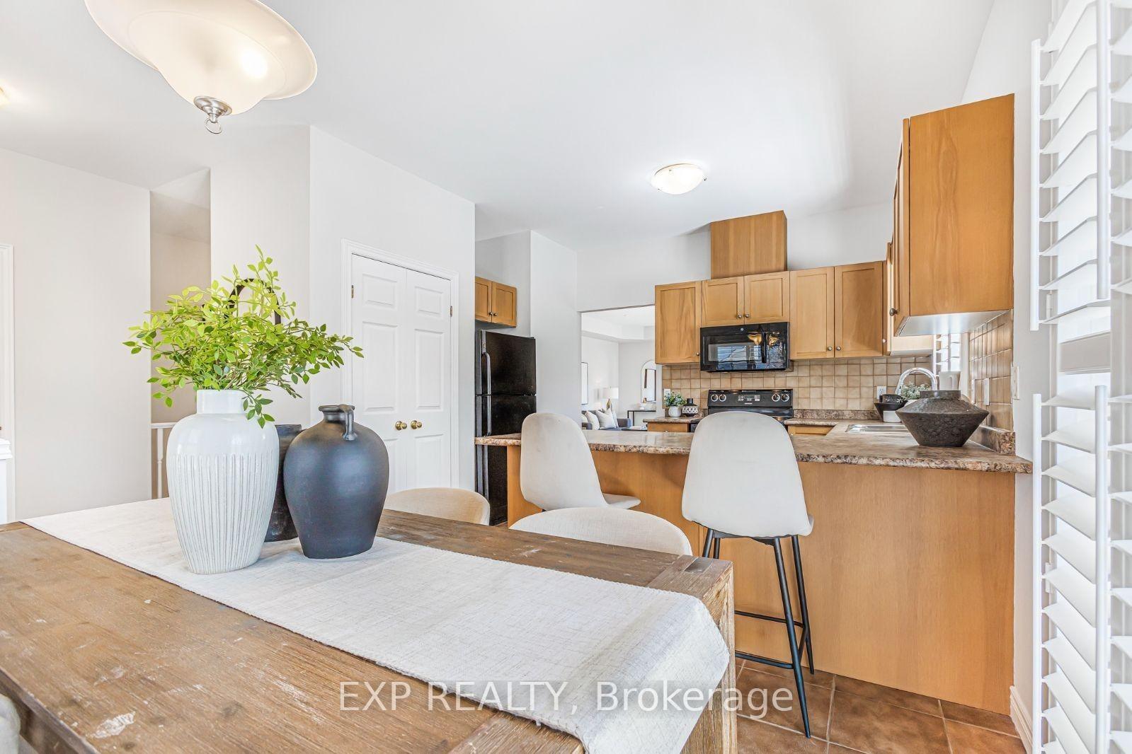 Photo 4 of Unit 74, 34 Southbrook Drive, Hamilton, Binbrook — HOMEH