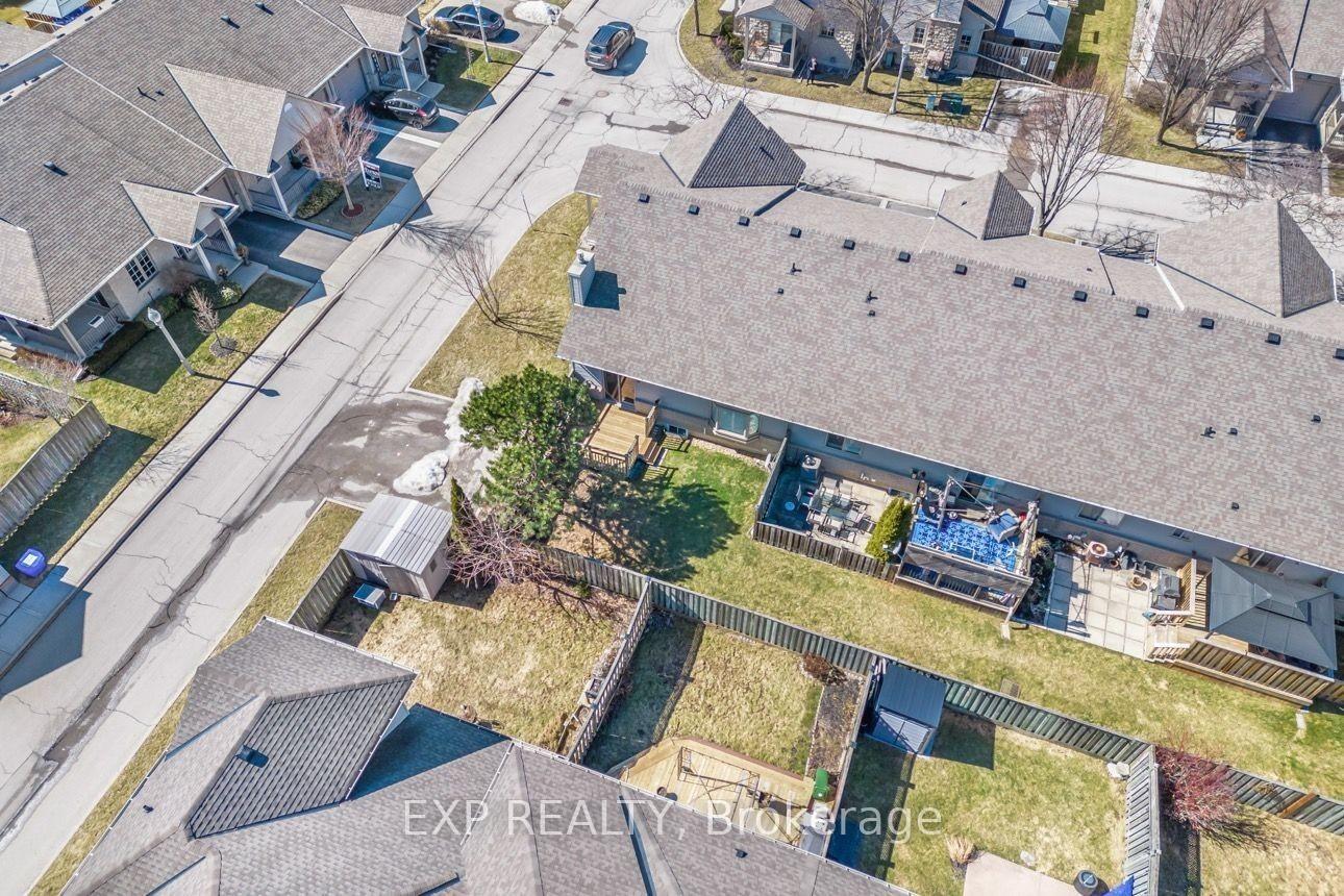 Photo 17 of Unit 74, 34 Southbrook Drive, Hamilton, Binbrook — HOMEH