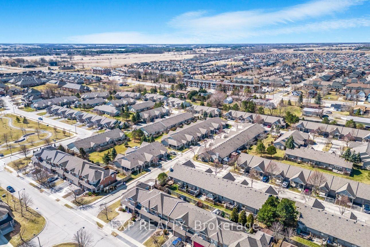 Photo 19 of Unit 74, 34 Southbrook Drive, Hamilton, Binbrook — HOMEH