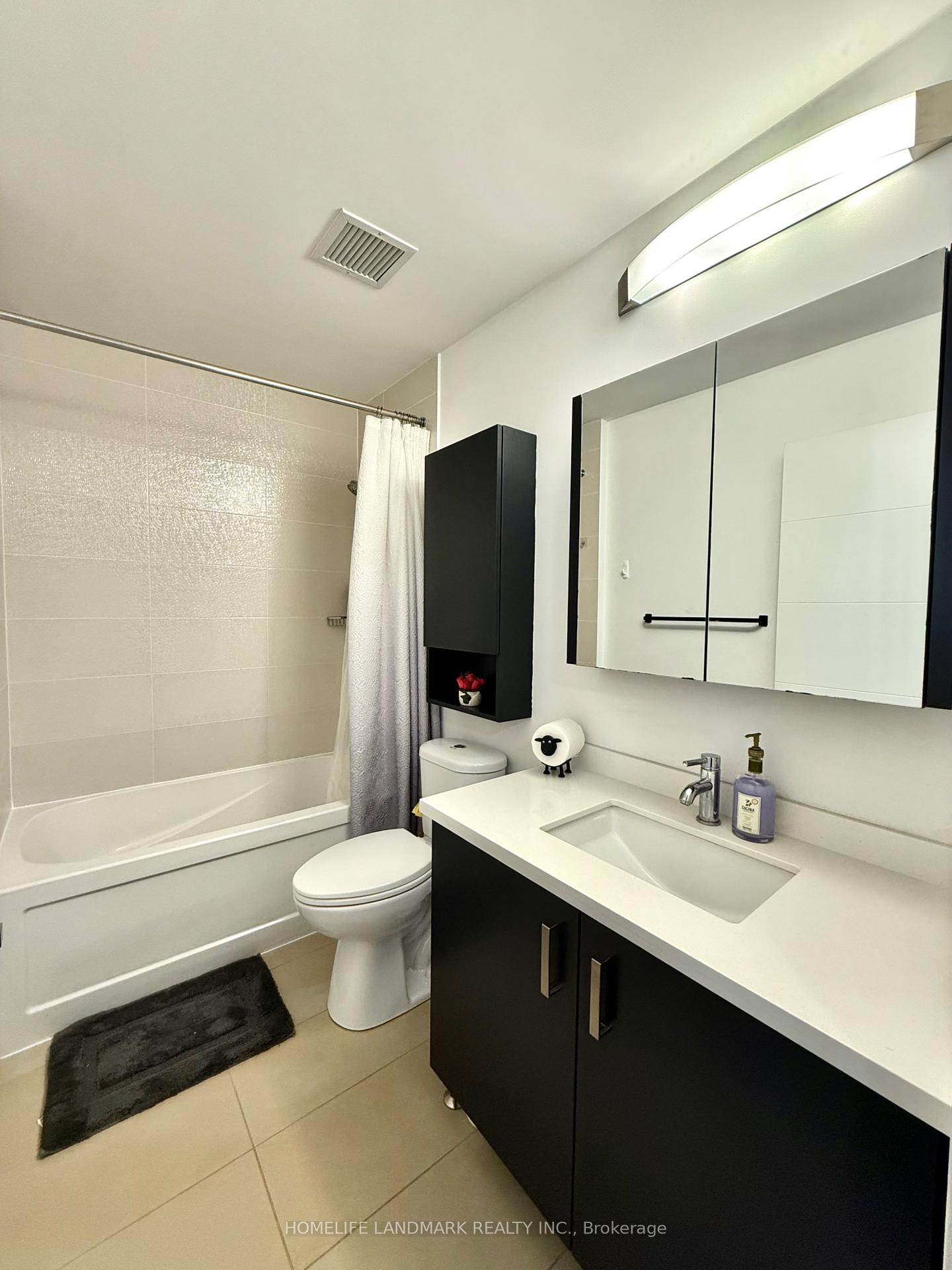 Photo 6 of Unit 506, 28 Uptown Drive, Markham, Unionville — HOMEH