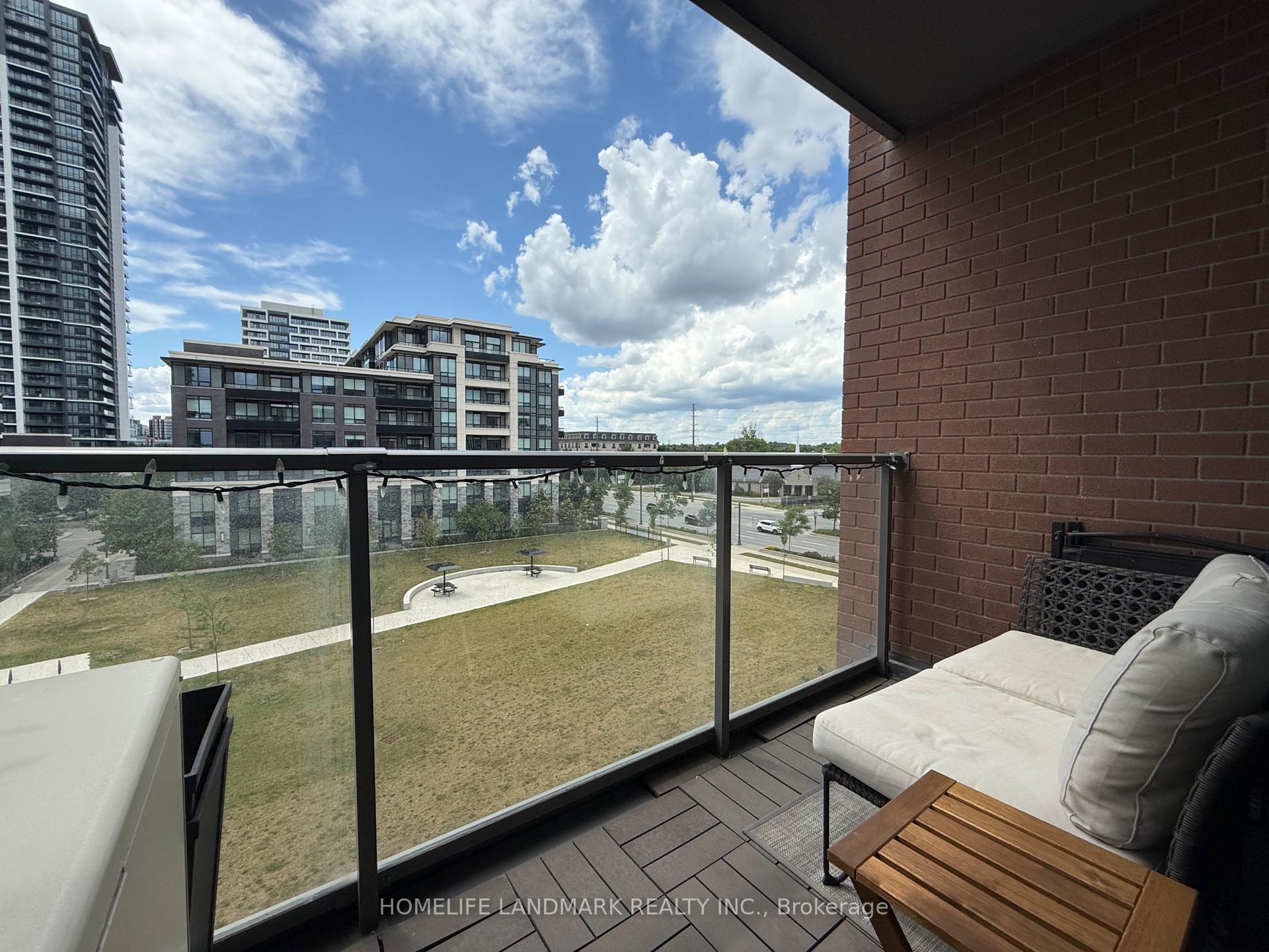 Photo 7 of Unit 506, 28 Uptown Drive, Markham, Unionville — HOMEH