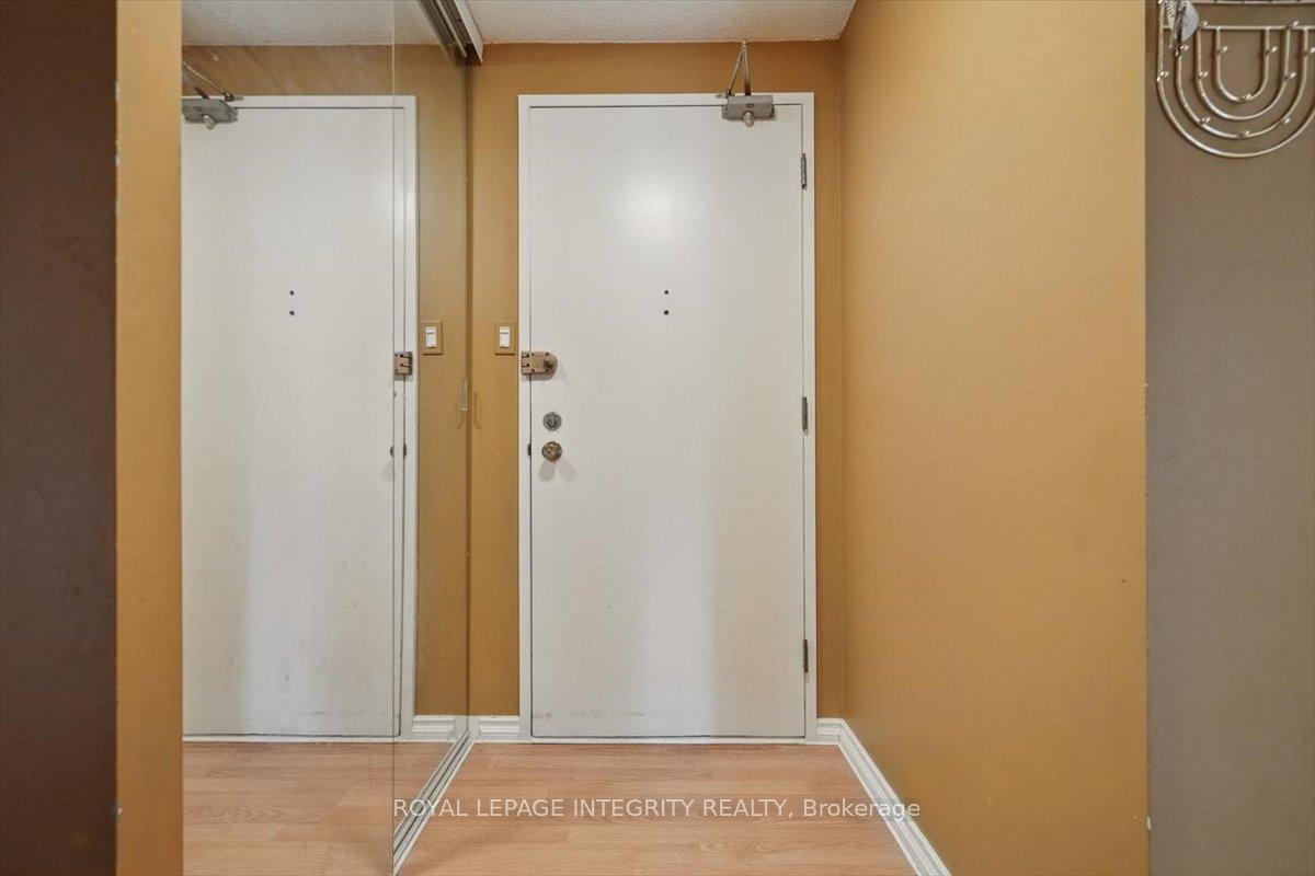 Photo 8 of Unit 219, 1599 Lassiter Terrace, Ottawa, Beaconwood — HOMEH