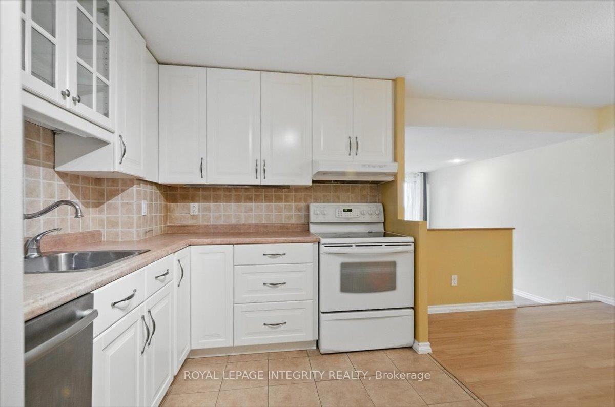 Photo 13 of Unit 219, 1599 Lassiter Terrace, Ottawa, Beaconwood — HOMEH