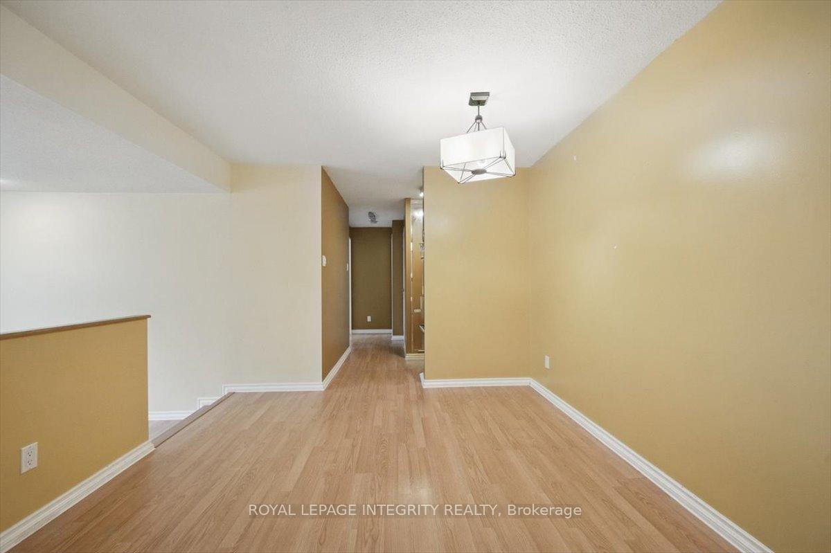 Photo 15 of Unit 219, 1599 Lassiter Terrace, Ottawa, Beaconwood — HOMEH