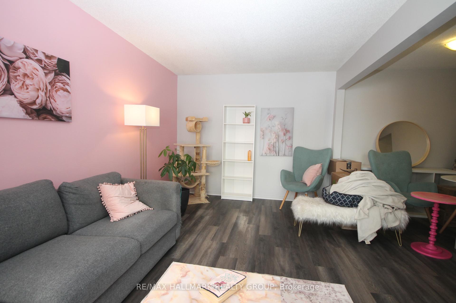 Photo 4 of 107 Salter Crescent, Ottawa, Kanata - Beaverbrook — HOMEH