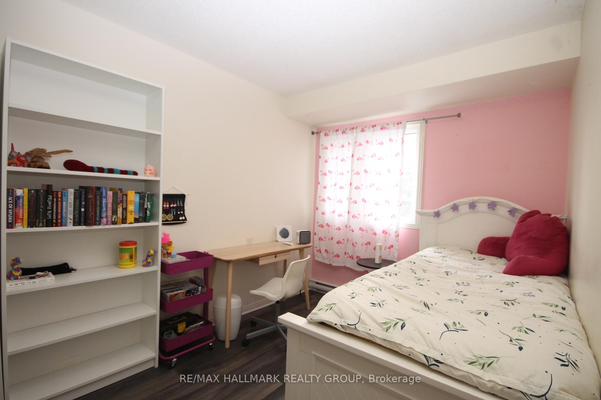 Photo 11 of 107 Salter Crescent, Ottawa, Kanata - Beaverbrook — HOMEH