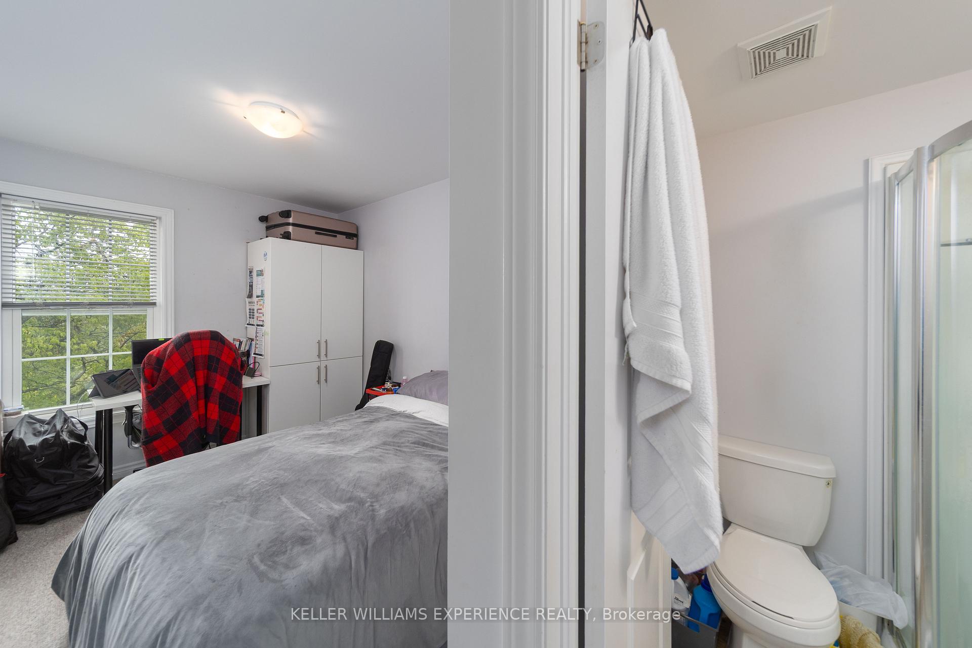 Photo 8 of Unit 2, 242 Penetanguishene Road, Barrie, Grove East — HOMEH
