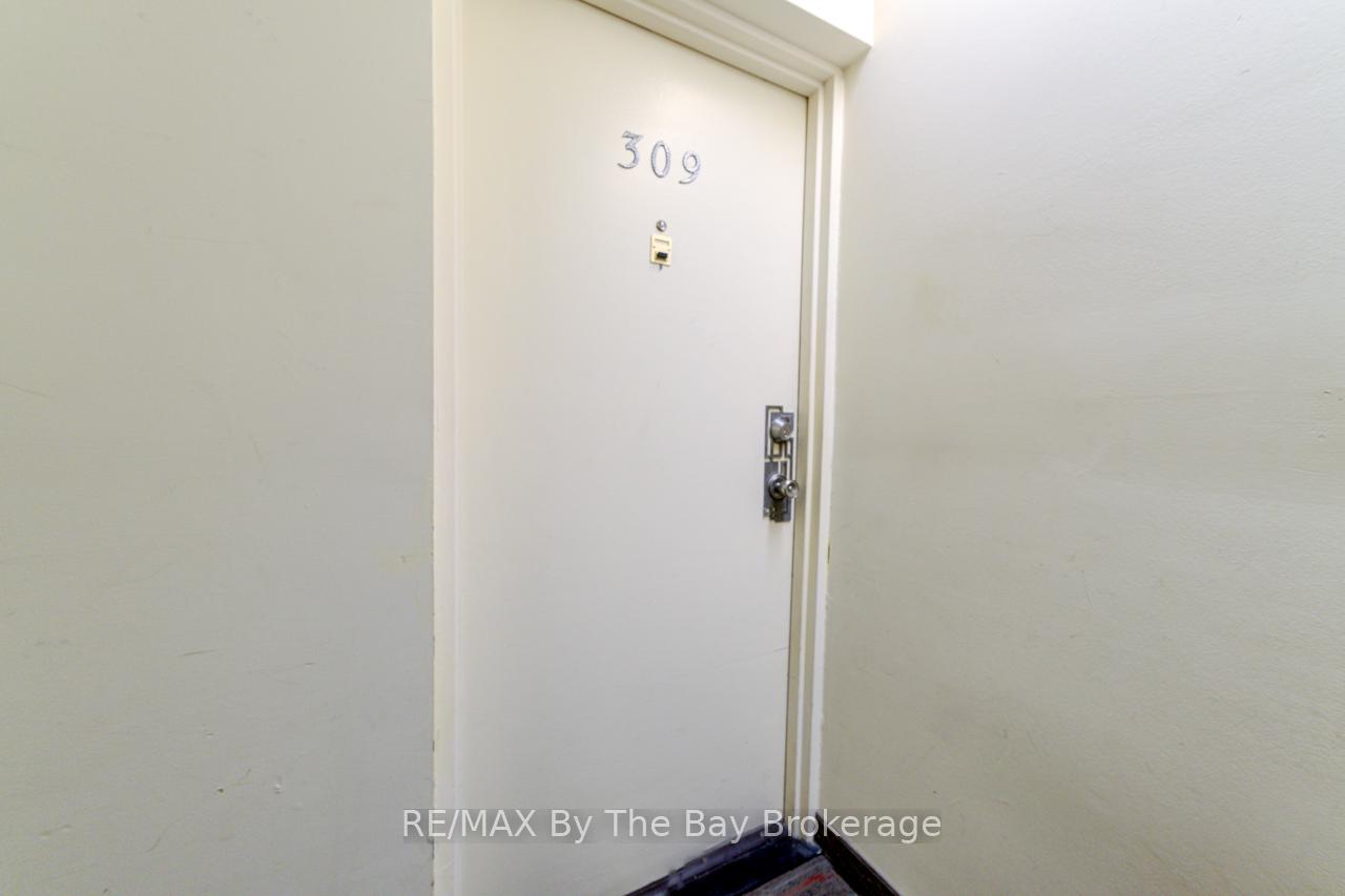 Photo 6 of Unit 309, 184 Eighth Street W, Collingwood — HOMEH