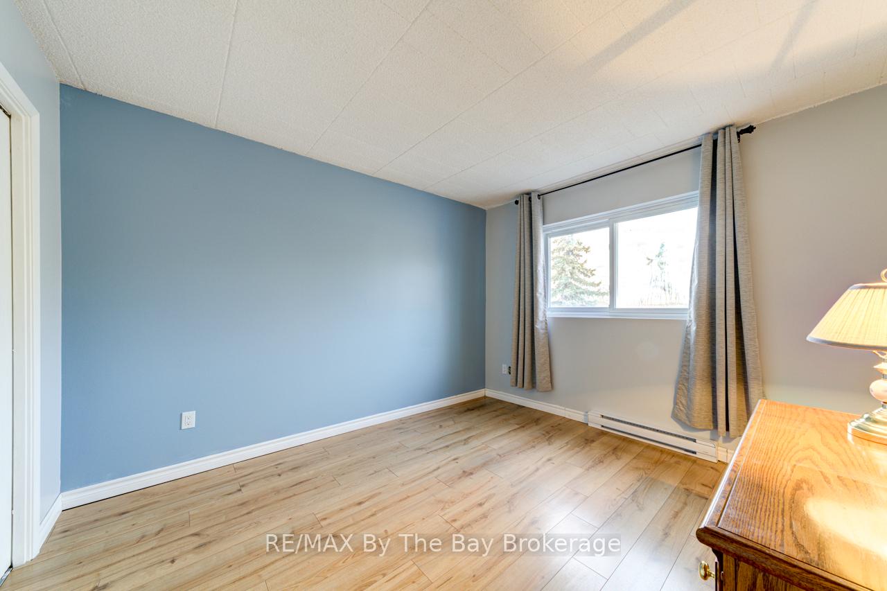 Photo 17 of Unit 309, 184 Eighth Street W, Collingwood — HOMEH