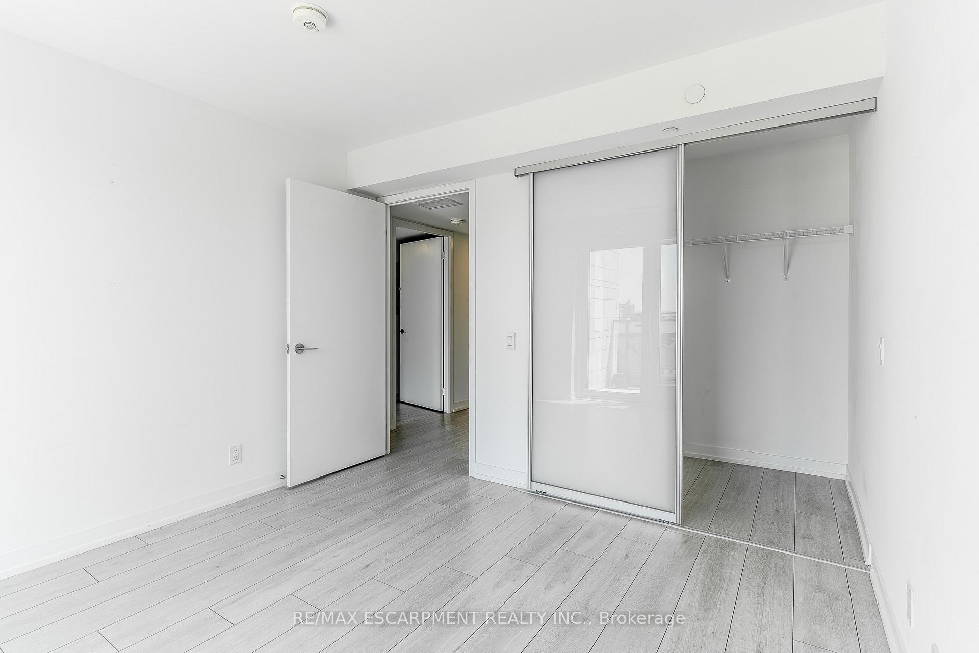 Photo 24 of Unit TH23, 7 Buttermill Avenue, Vaughan, Vaughan Corporate Centre — HOMEH