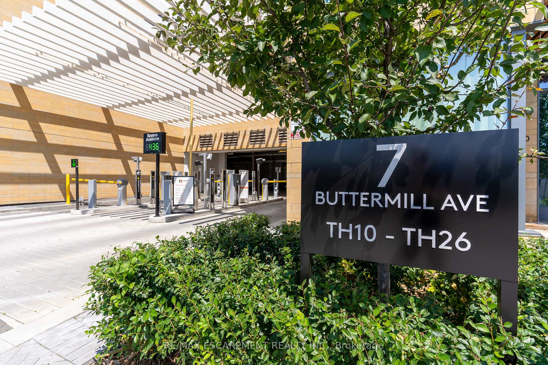Photo 33 of Unit TH23, 7 Buttermill Avenue, Vaughan, Vaughan Corporate Centre — HOMEH