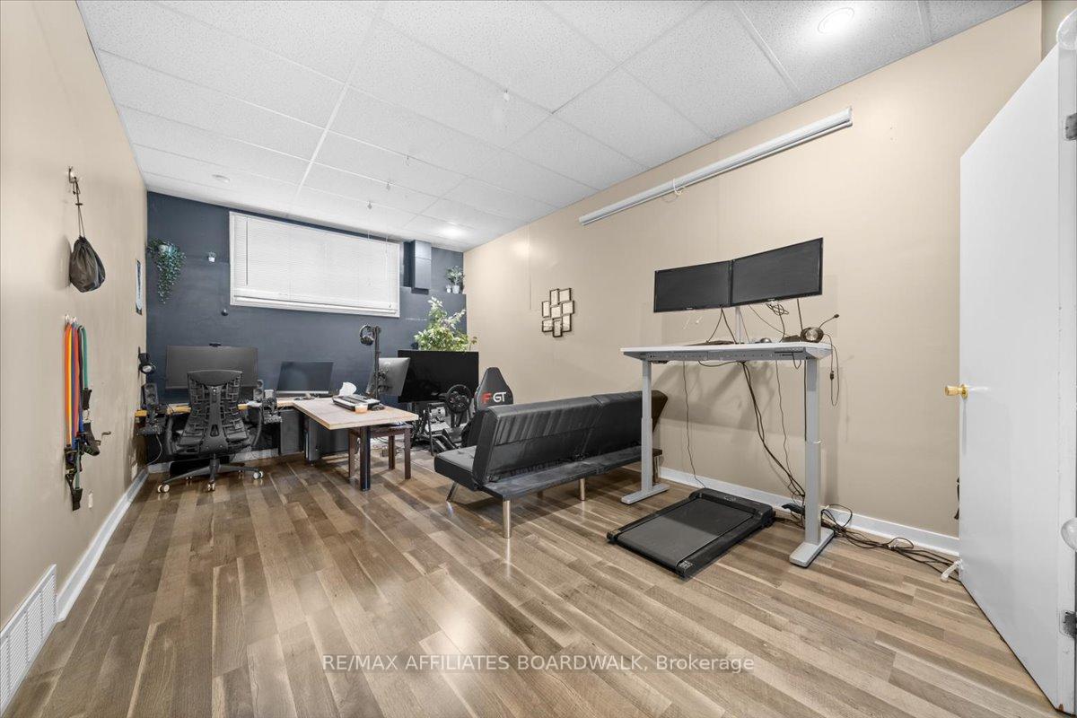 Photo 16 of 6391 Nuggett Drive E, Ottawa, Chateauneuf — HOMEH