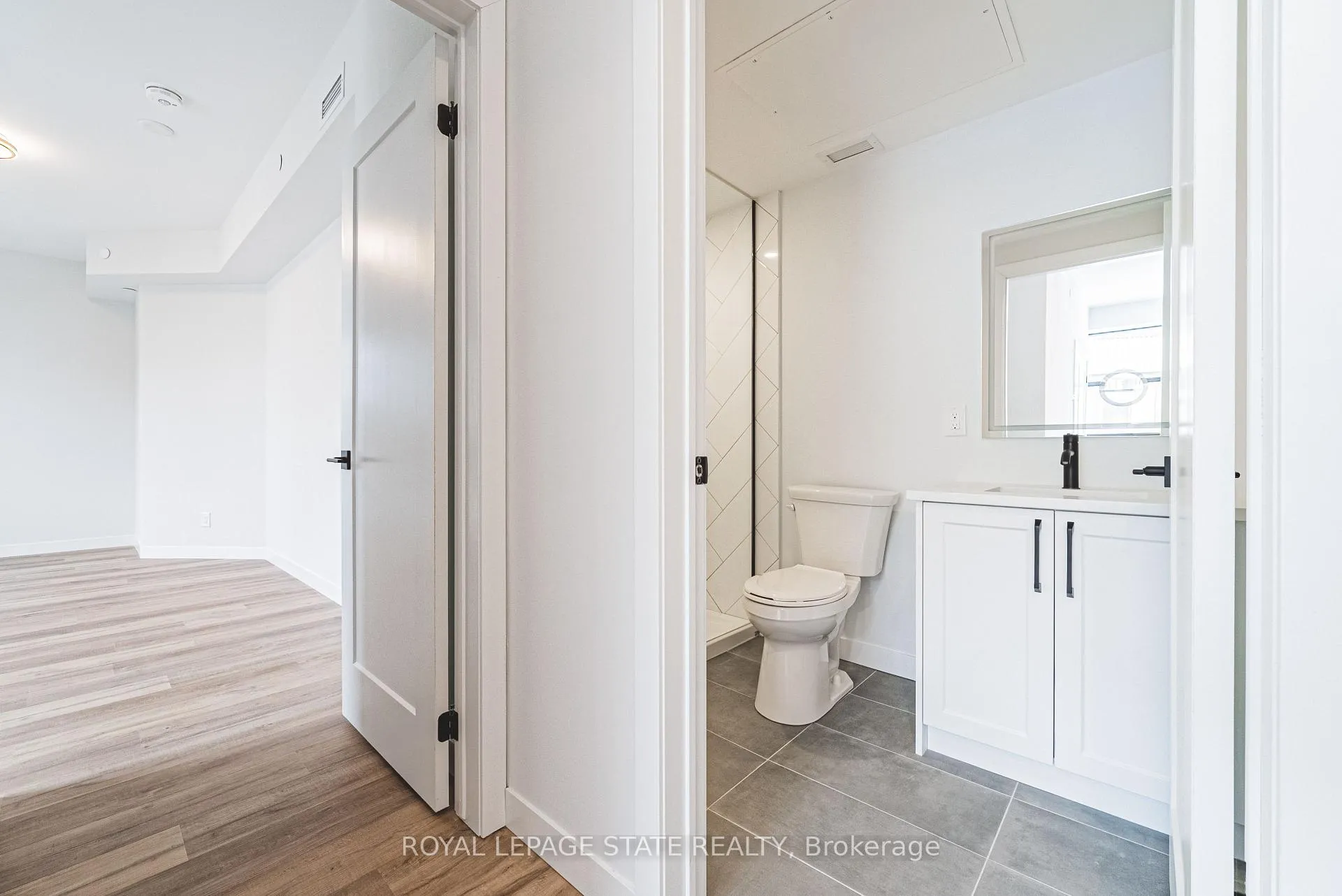 Photo 5 of 555 Sanitorium Road, Hamilton, Mountview — HOMEH