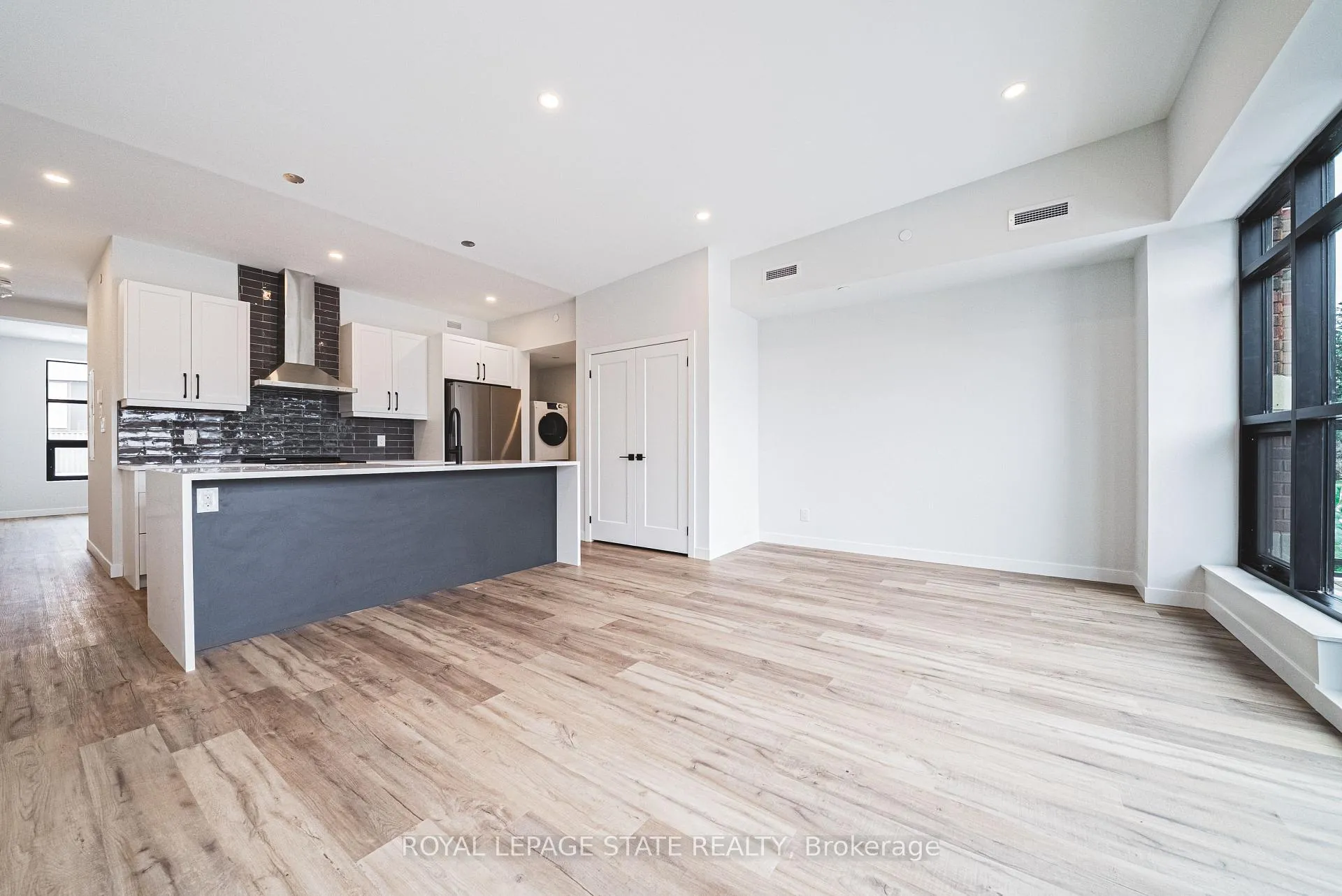 Photo 16 of 555 Sanitorium Road, Hamilton, Mountview — HOMEH