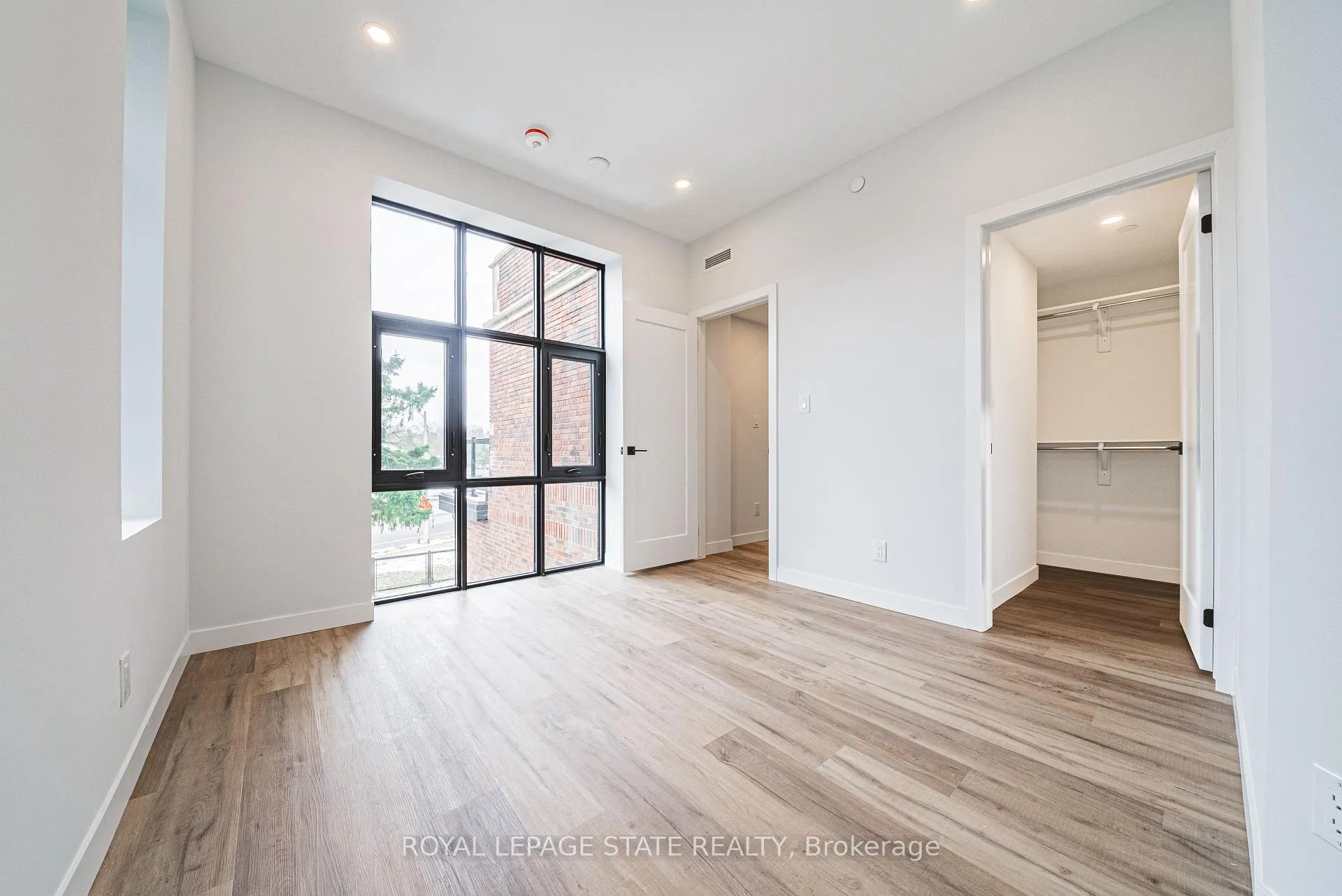 Photo 20 of 555 Sanitorium Road, Hamilton, Mountview — HOMEH