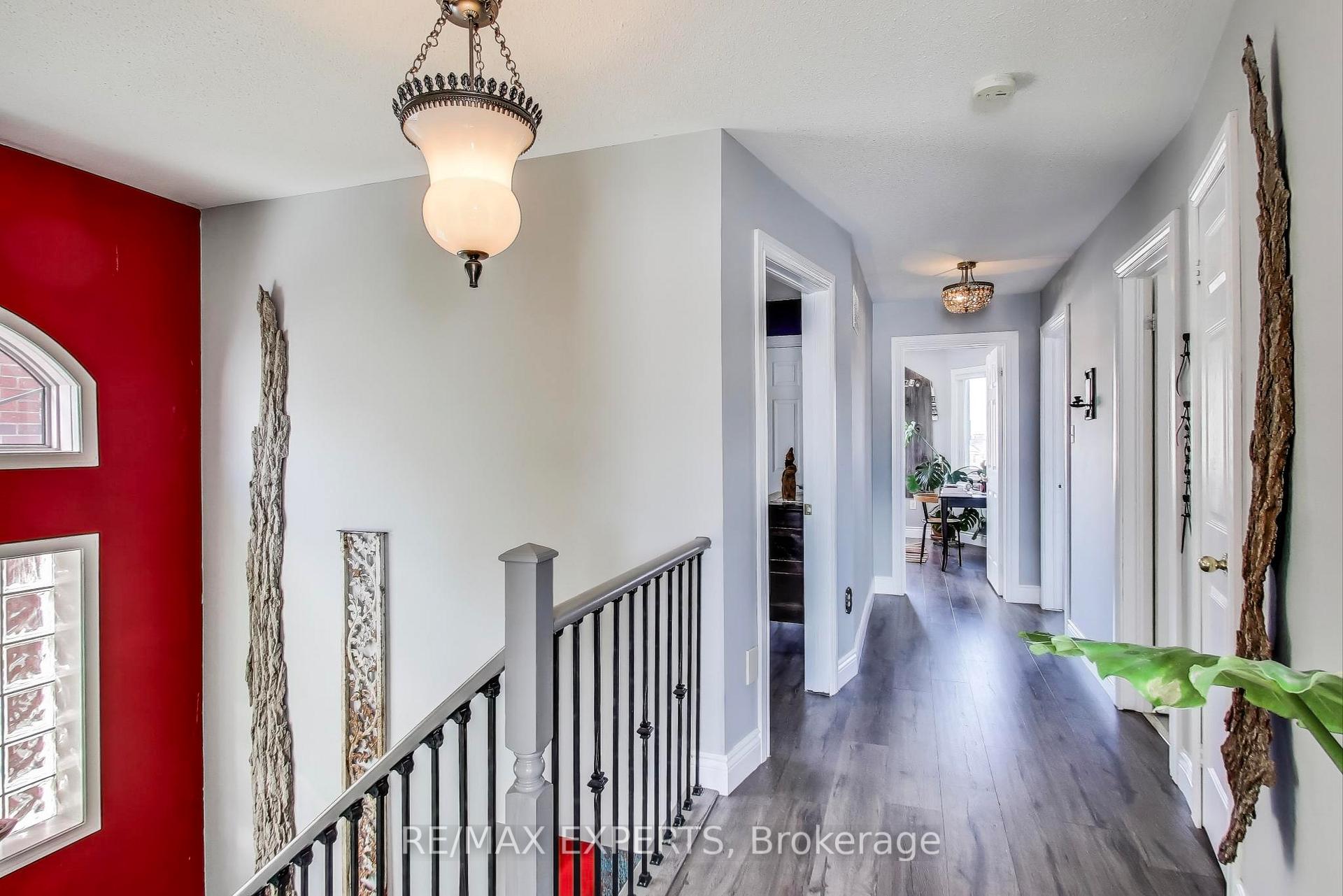 Photo 13 of 45 Wallwark Street, Aurora, Bayview Northeast — HOMEH