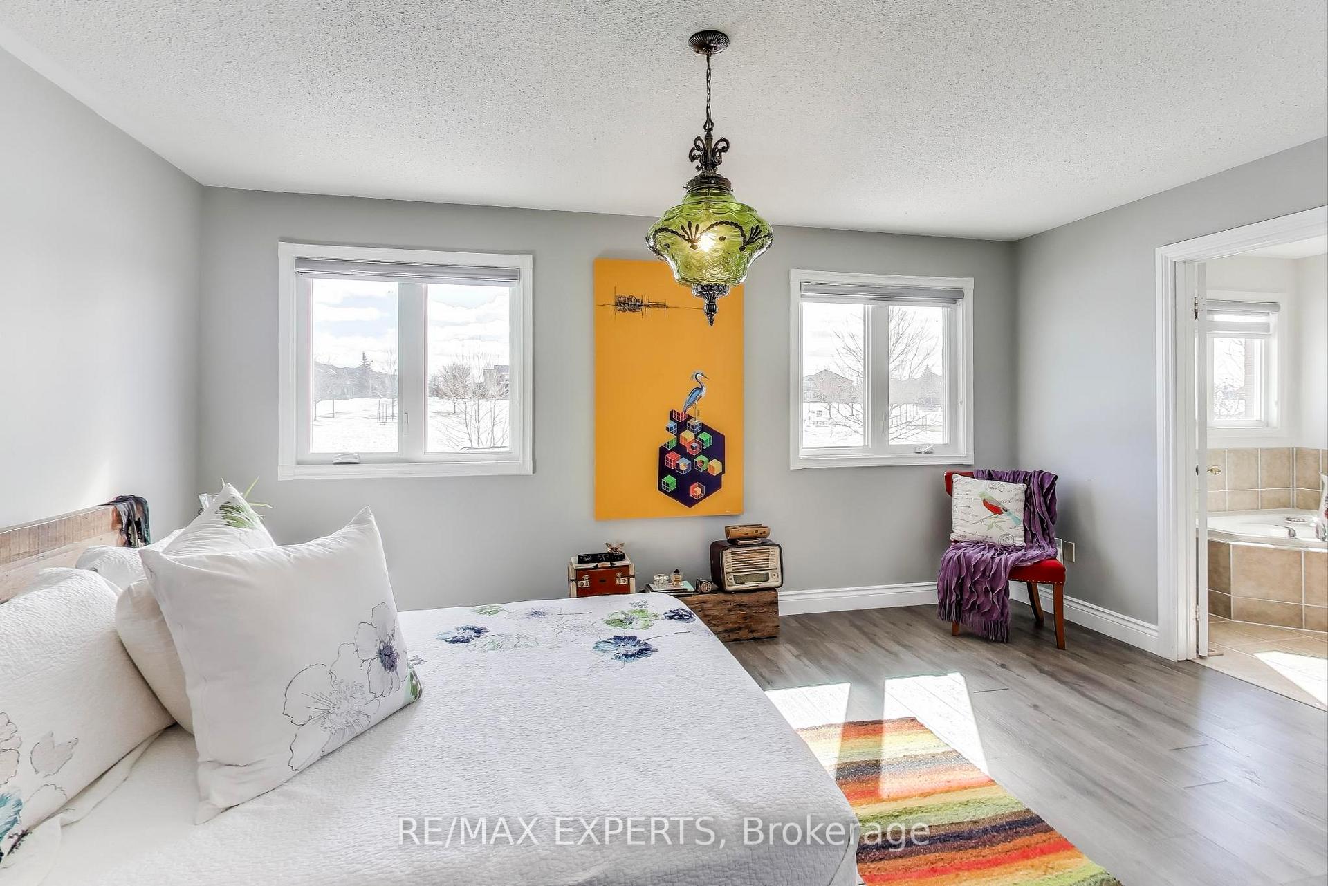 Photo 15 of 45 Wallwark Street, Aurora, Bayview Northeast — HOMEH