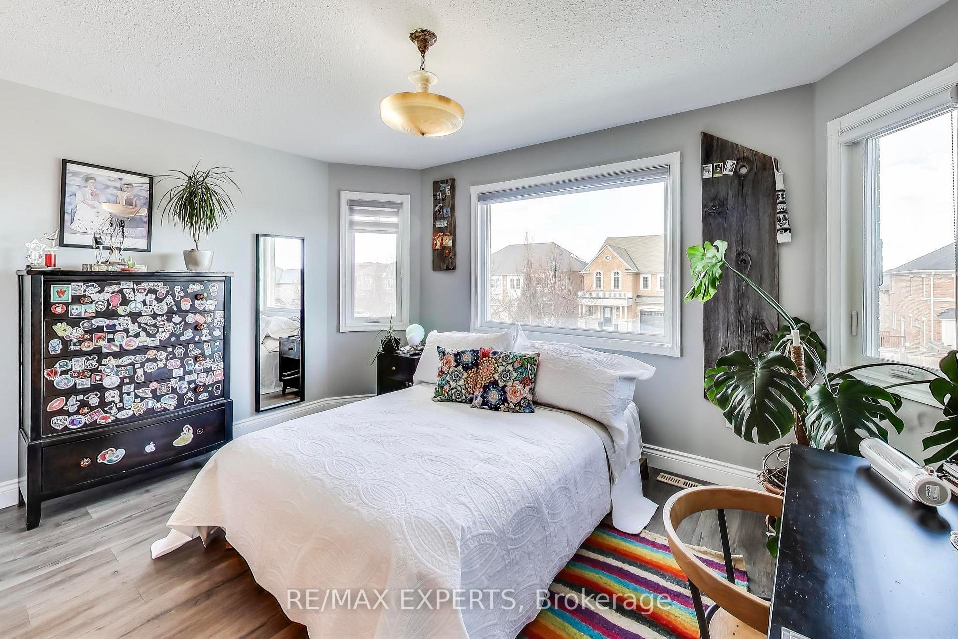 Photo 22 of 45 Wallwark Street, Aurora, Bayview Northeast — HOMEH