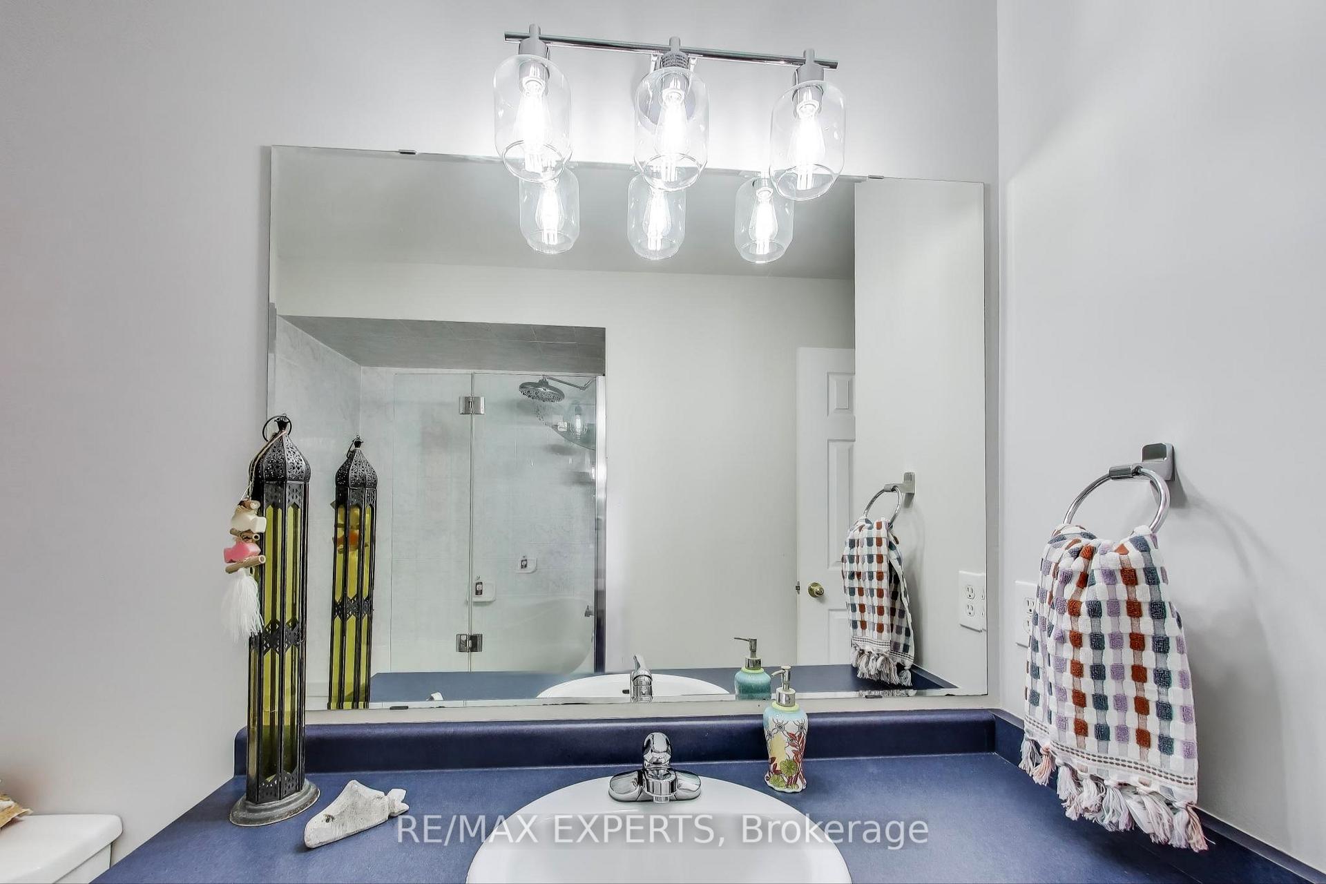 Photo 27 of 45 Wallwark Street, Aurora, Bayview Northeast — HOMEH