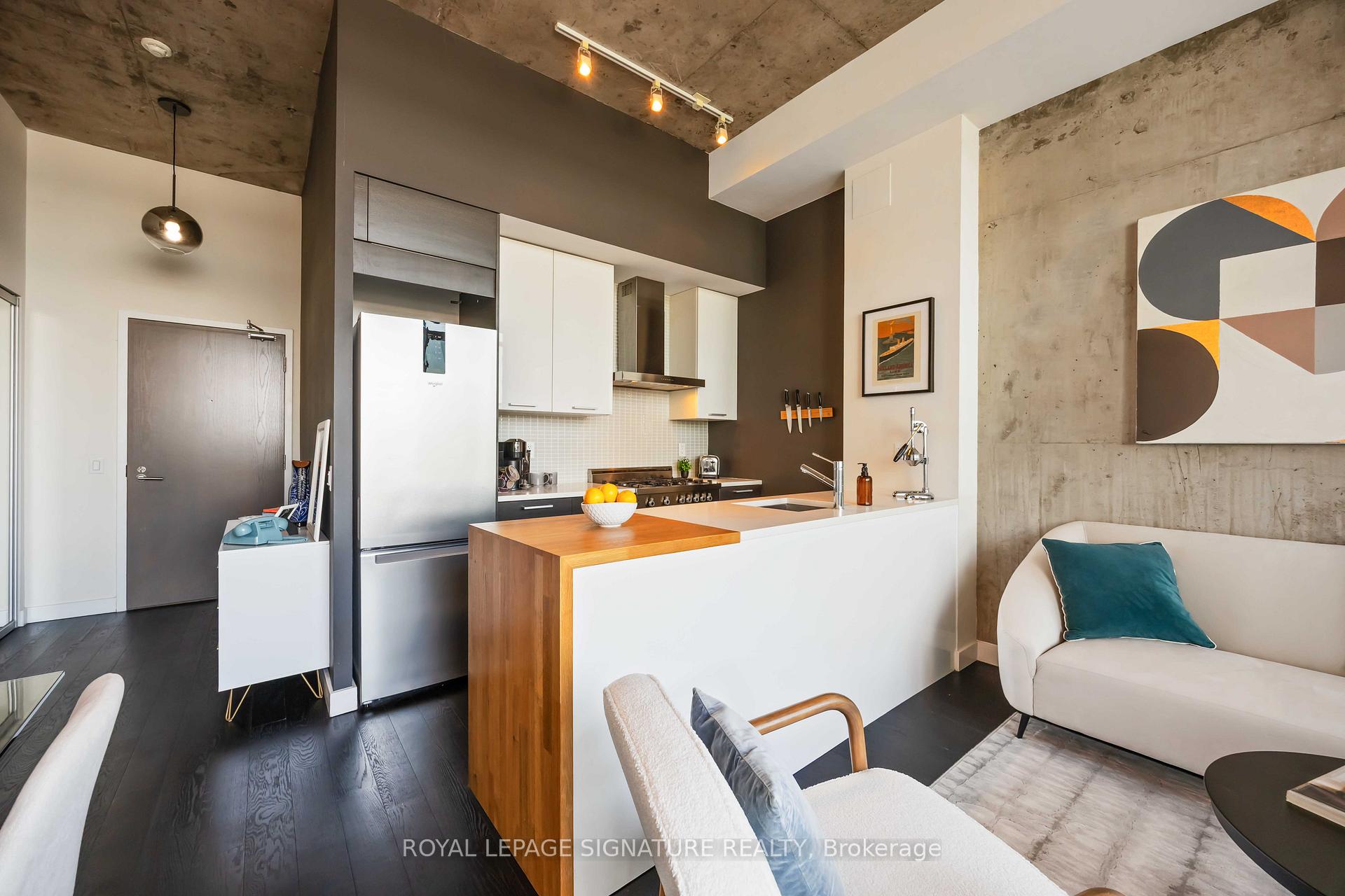 Photo 7 of Unit PH-913, 90 Broadview Avenue, Toronto, South Riverdale — HOMEH