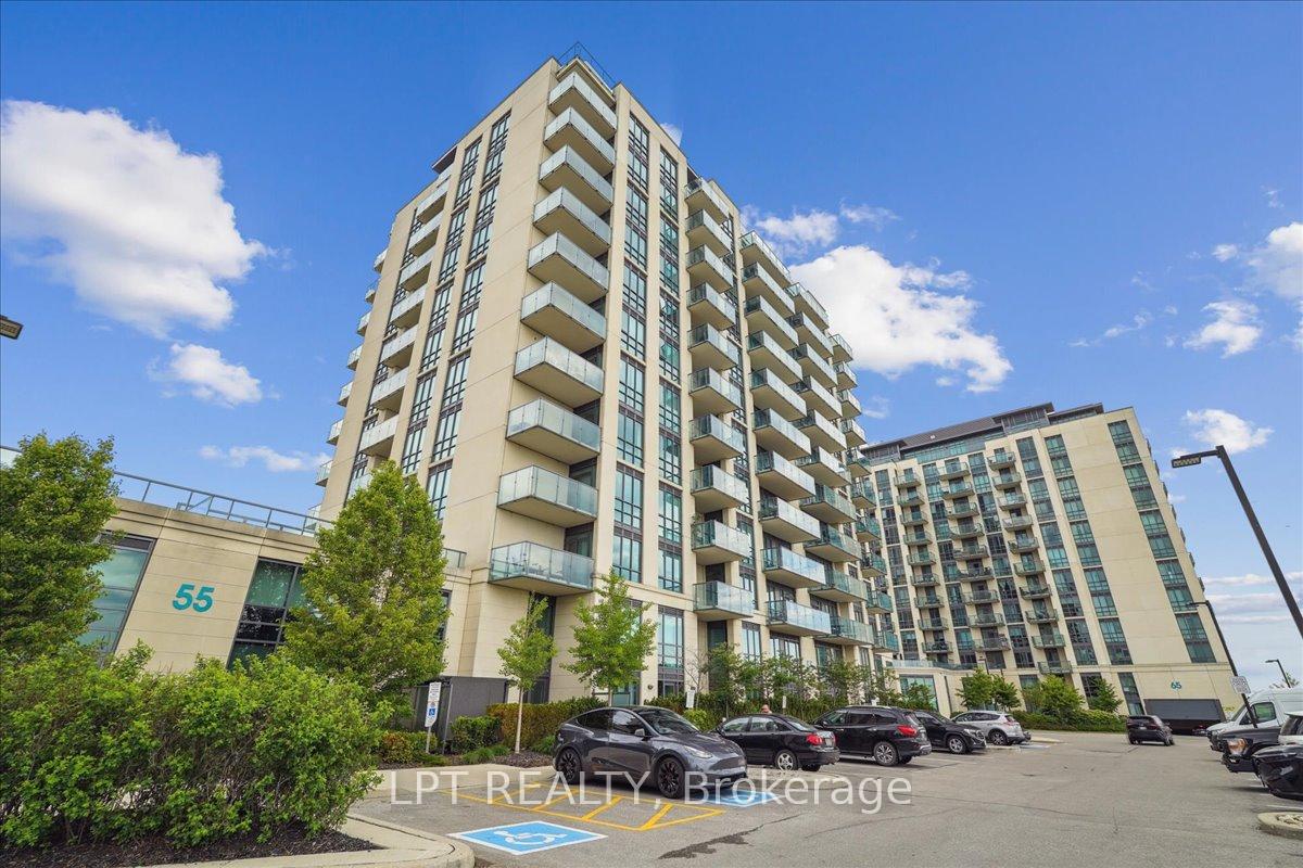 Front of Unit 503, 55 Yorkland Boulevard S