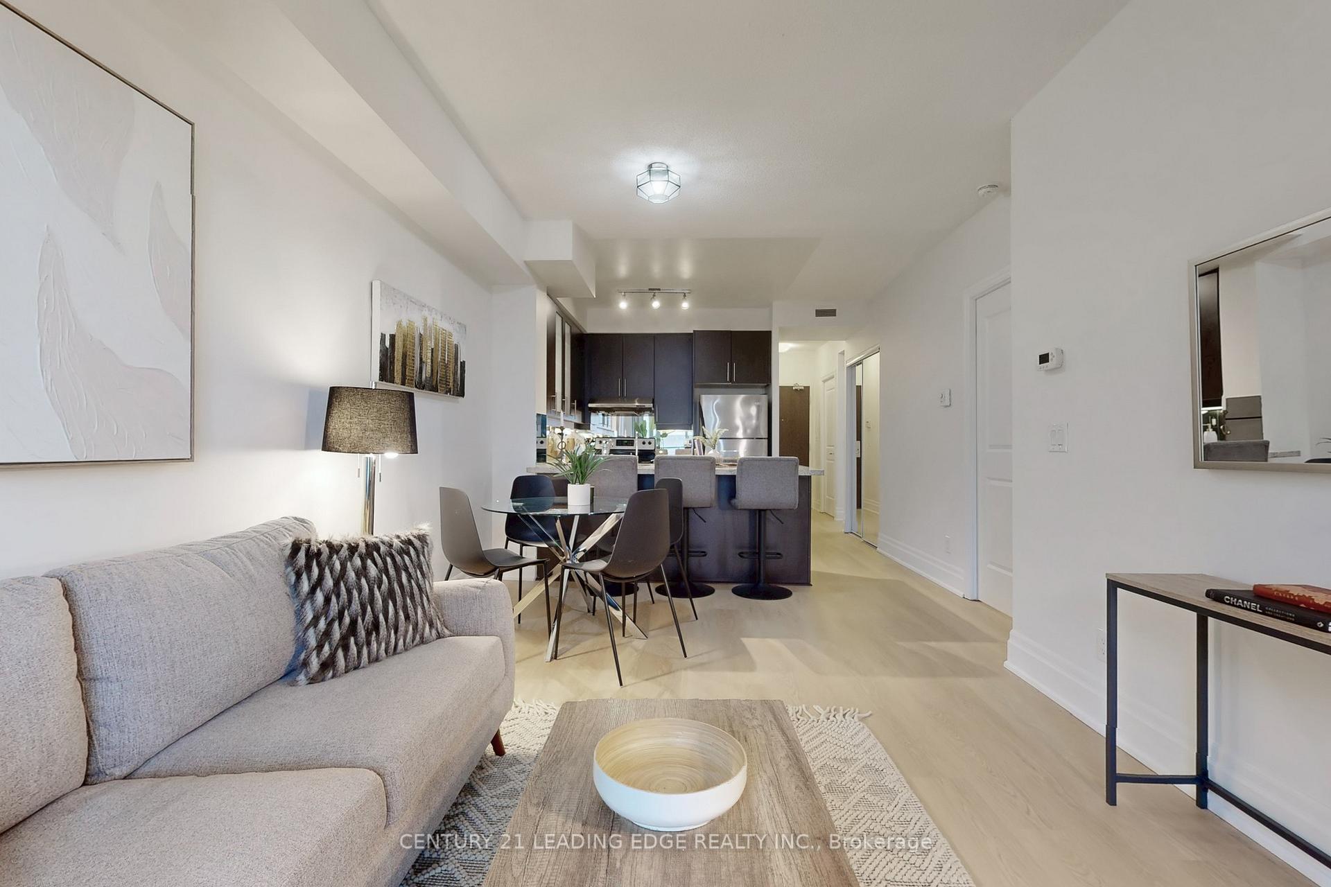 Photo 6 of Unit 206, 1 Upper Duke Crescent, Markham, Unionville — HOMEH