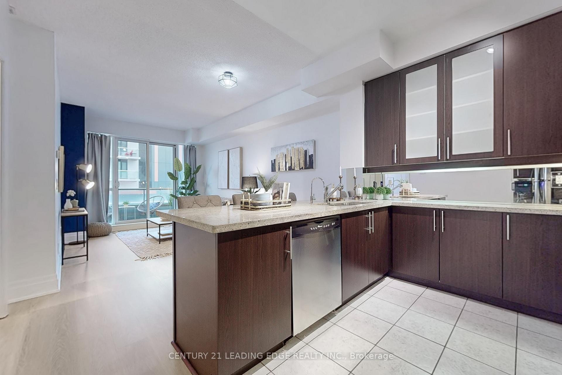 Photo 7 of Unit 206, 1 Upper Duke Crescent, Markham, Unionville — HOMEH