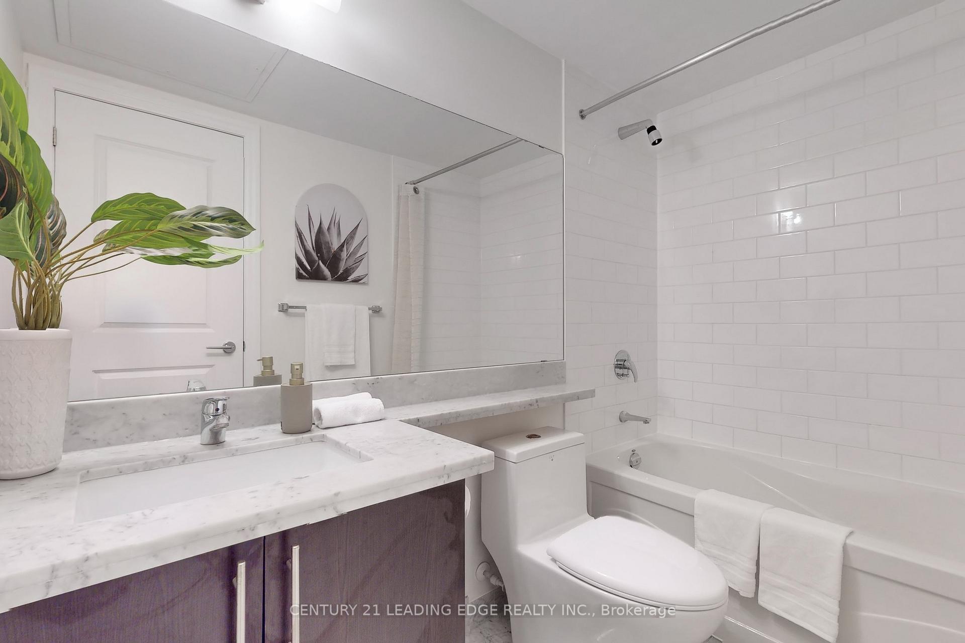 Photo 13 of Unit 206, 1 Upper Duke Crescent, Markham, Unionville — HOMEH