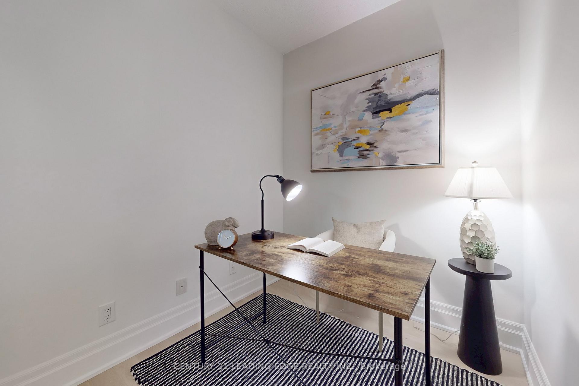 Photo 14 of Unit 206, 1 Upper Duke Crescent, Markham, Unionville — HOMEH