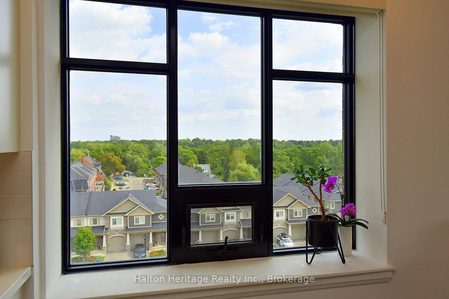 Photo 13 of Unit 510, 30 Hamilton Street S, Hamilton, Waterdown — HOMEH