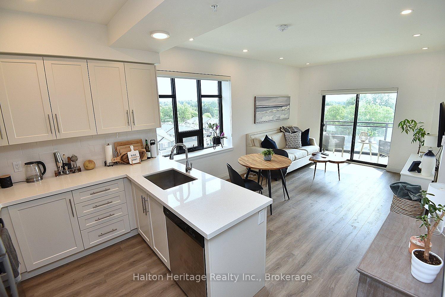 Photo 19 of Unit 510, 30 Hamilton Street S, Hamilton, Waterdown — HOMEH