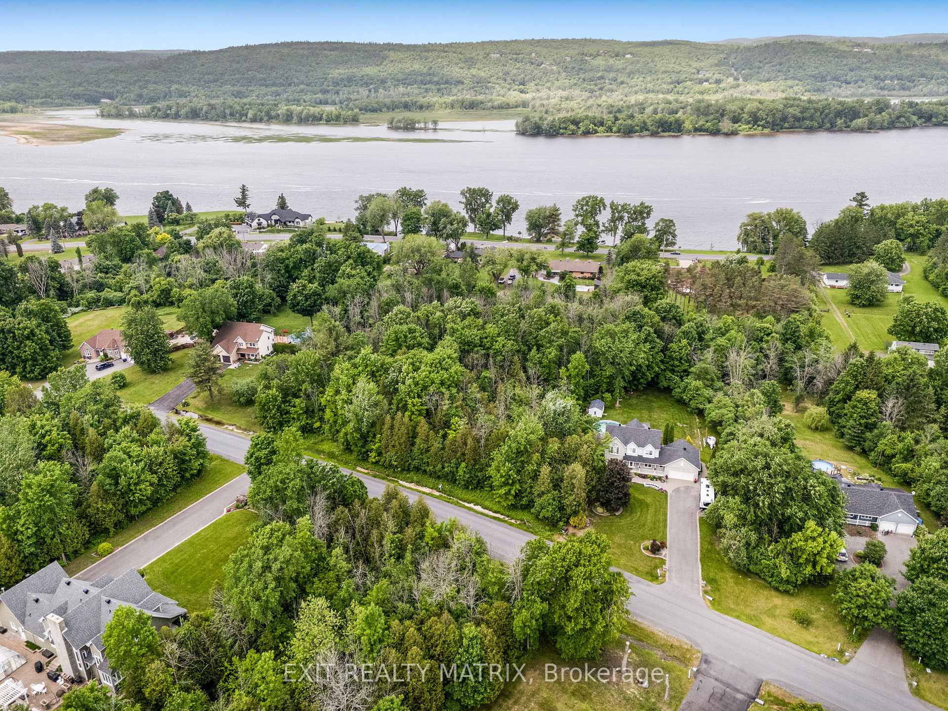 Photo 3 of 30 Davidson Street, Champlain, Champlain Twp — HOMEH