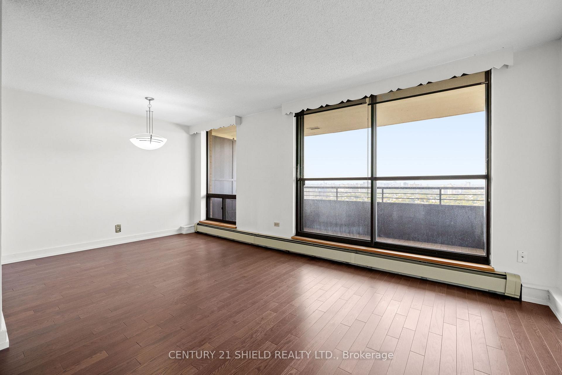Photo 10 of Unit 2102, 505 St Laurent Boulevard, Ottawa, Viscount Alexander Park — HOMEH