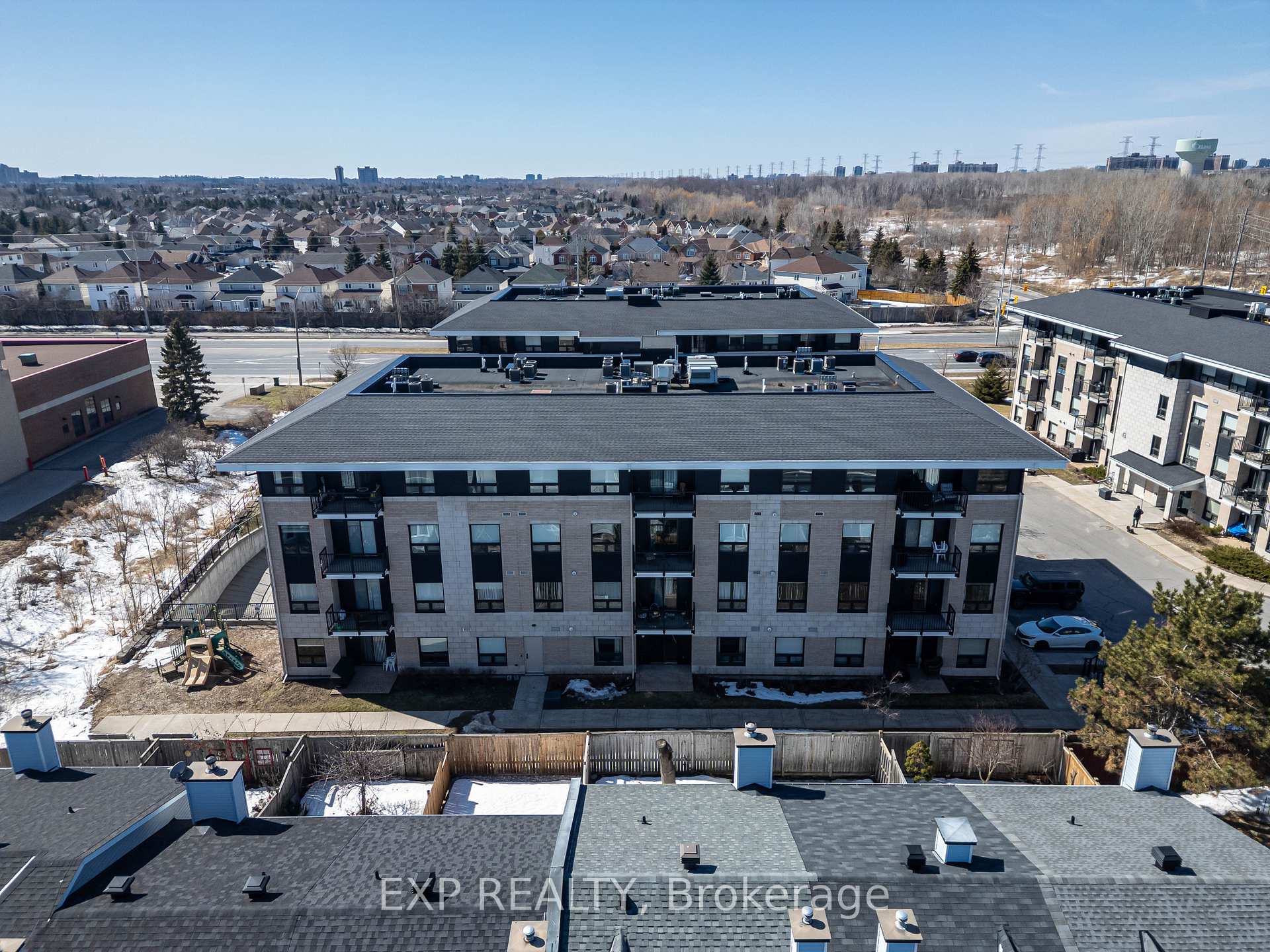 Photo 22 of Unit 304, 225 Winterfell, Ottawa, Hunt Club Park — HOMEH