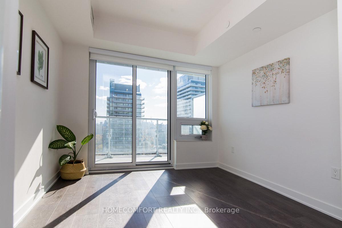 Photo 4 of Unit 3307, 195 Redpath Avenue, Toronto, Mount Pleasant West — HOMEH
