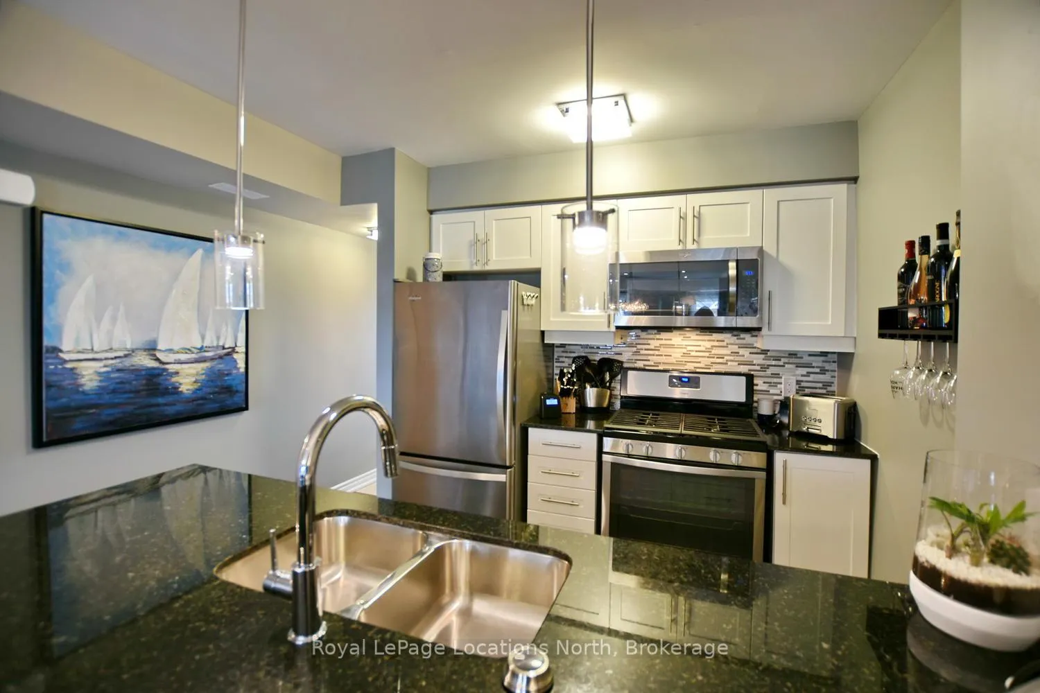 Photo 10 of Unit 307, 7 Anchorage Crescent, Collingwood — HOMEH