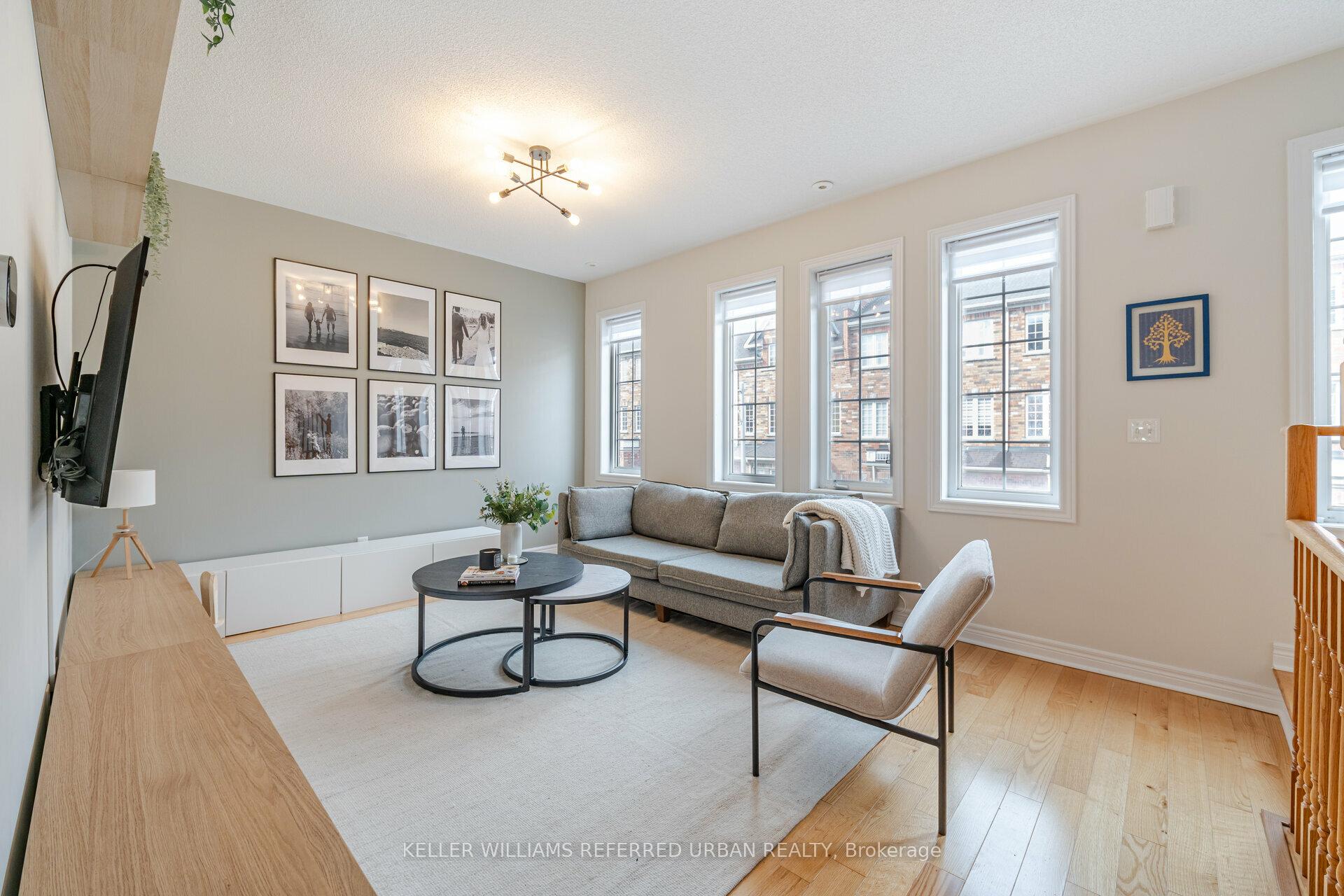 Photo 3 of 35 Philpott Gardens, Toronto, East End-Danforth — HOMEH