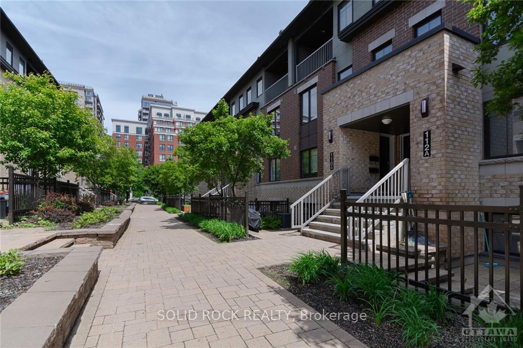 Photo 1 of Unit B, 110 Lindenshade Drive, Ottawa, Barrhaven - Strandherd — HOMEH