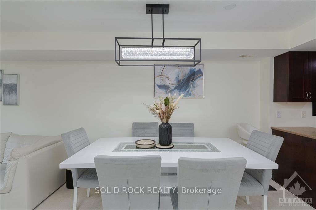 Photo 8 of Unit B, 110 Lindenshade Drive, Ottawa, Barrhaven - Strandherd — HOMEH