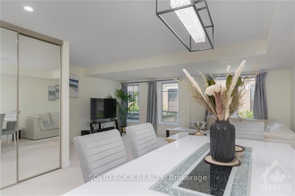 Photo 9 of Unit B, 110 Lindenshade Drive, Ottawa, Barrhaven - Strandherd — HOMEH