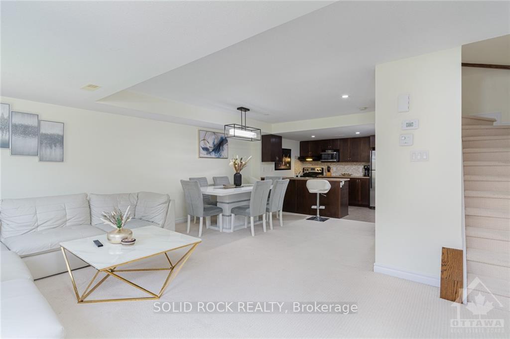 Photo 13 of Unit B, 110 Lindenshade Drive, Ottawa, Barrhaven - Strandherd — HOMEH