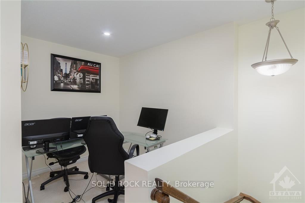 Photo 15 of Unit B, 110 Lindenshade Drive, Ottawa, Barrhaven - Strandherd — HOMEH