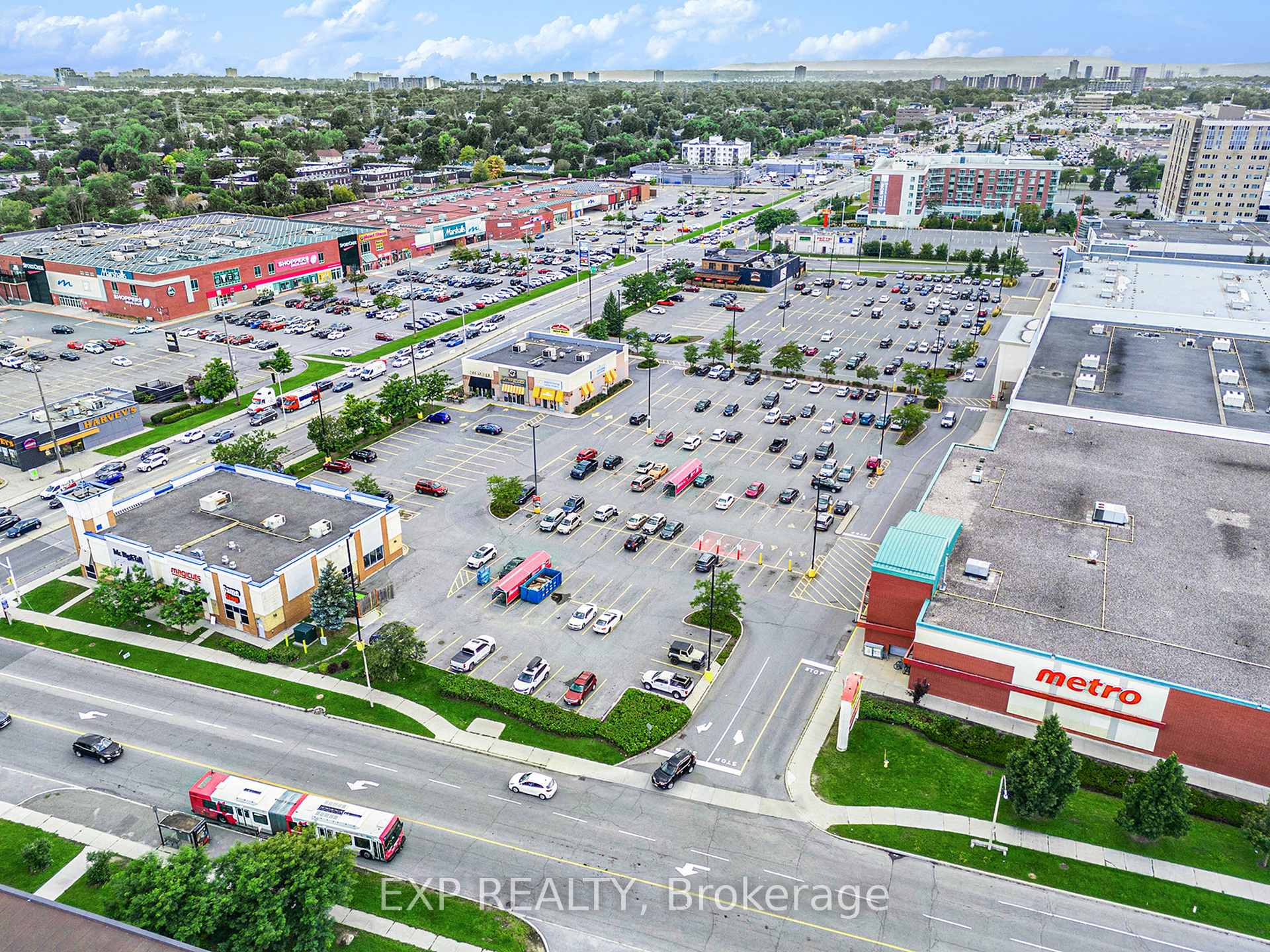 Photo 38 of Unit 102, 214 Viewmount Drive, Ottawa, Borden Farm/Stewart Farm/Carleton Heights/Parkwood Hills — HOMEH