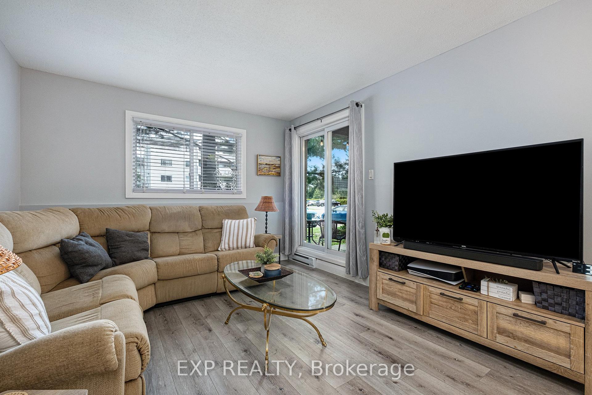 Photo 11 of Unit 102, 214 Viewmount Drive, Ottawa, Borden Farm/Stewart Farm/Carleton Heights/Parkwood Hills — HOMEH